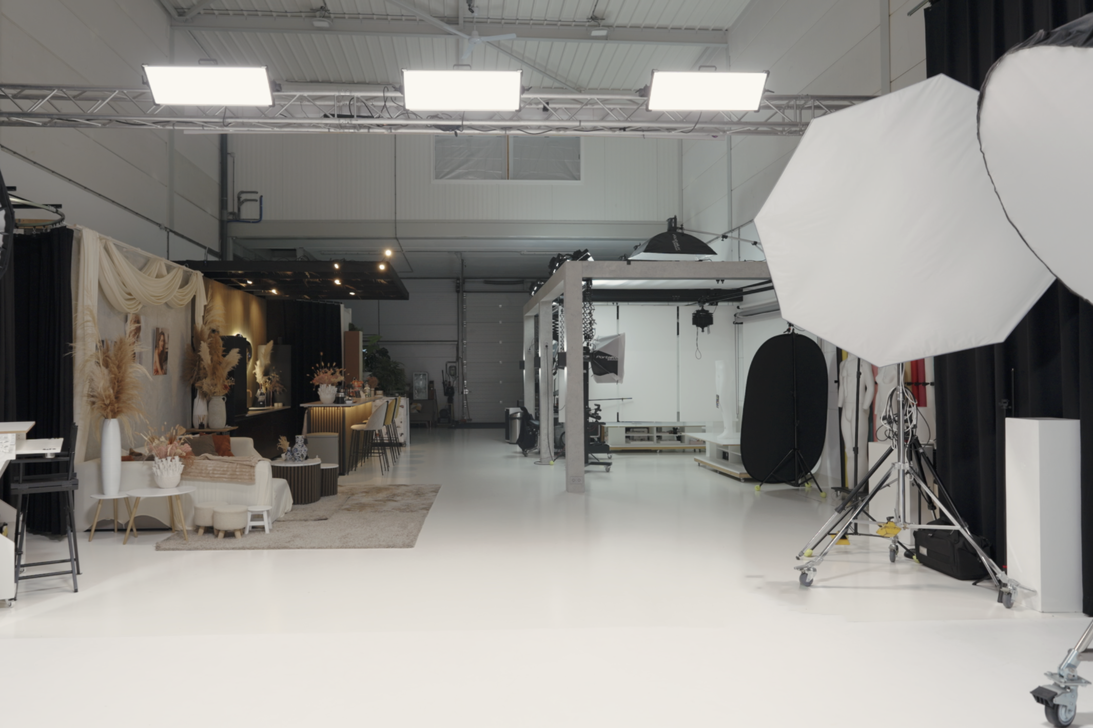 Werkruimte en sets in de fotostudio Amstelveen